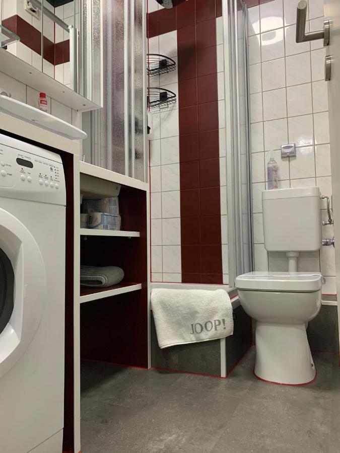 Best-Preis -Gold Suite- mit Netflix, Self-Check-In, eBike Ladestation, Fahrradraum, WLAN, Netflix und Massagesessel - direkt am Elberadweg im Herzen von Wittenberge Exterior foto